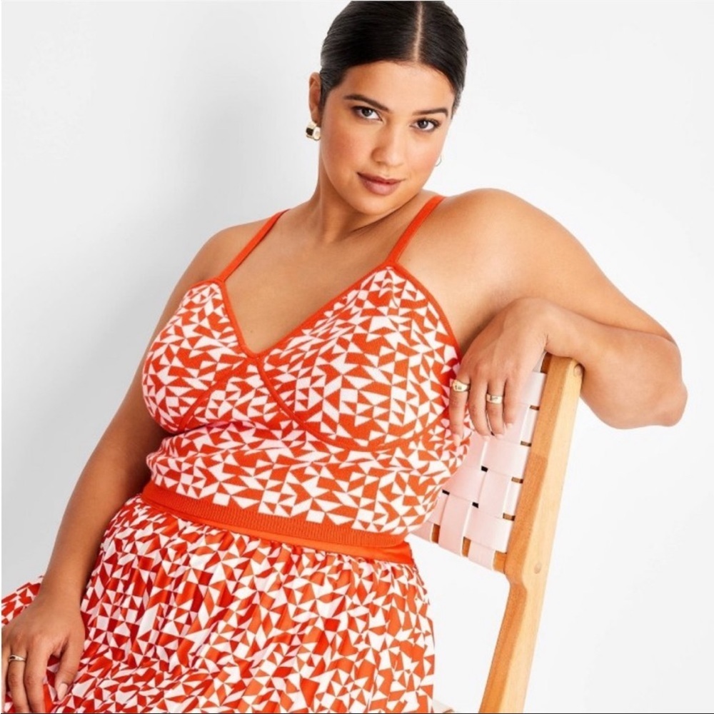 Future Collective by Kahlana Barfield Brown V Neck Bralette Sweater Tank Top 2X